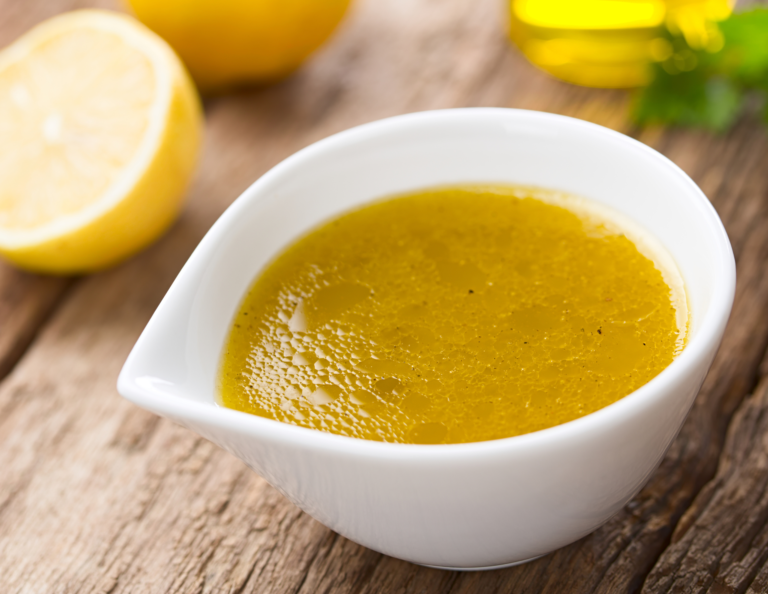 Creating the Perfect Lemon Vinaigrette Dressing for Your Salads
